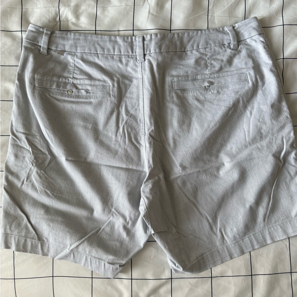 Men’s Gray Shorts